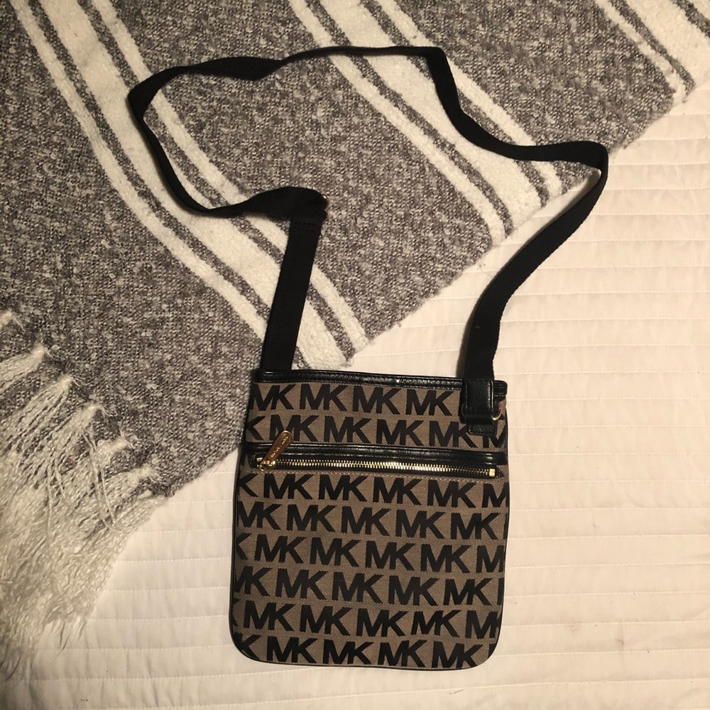 MICHAEL Michael Kors Crossbody Bag - black & brown